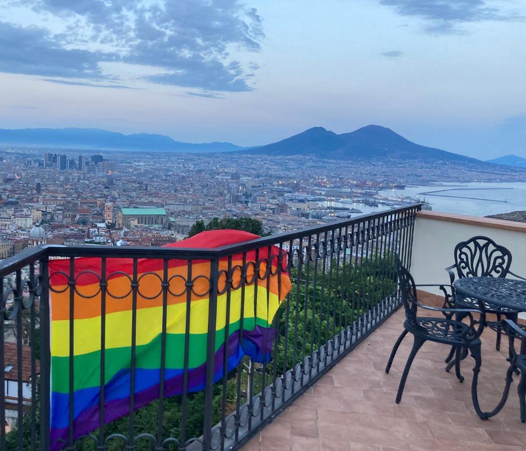 Le Petit Palais - Naples Bed & Breakfast エクステリア 写真